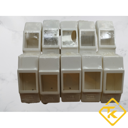 VỎ NHỰA CB CÓC- APTOMAT NỔI