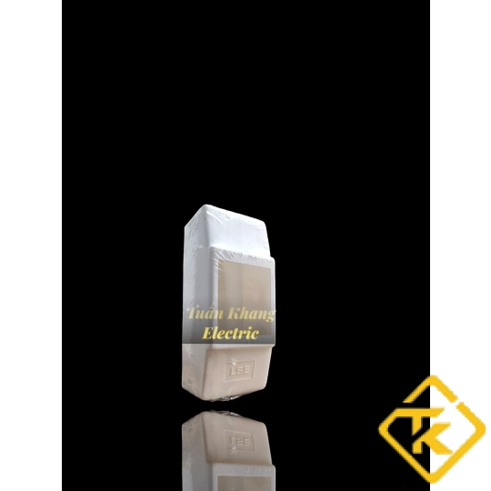 VỎ NHỰA CB CÓC- APTOMAT NỔI