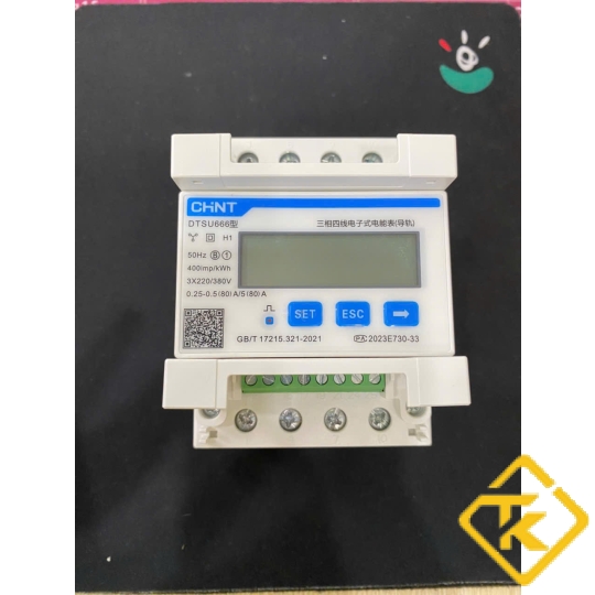 Công tơ điện tử 3 pha 4 dây Chint DTSU666 5(80)A (trực tiếp)